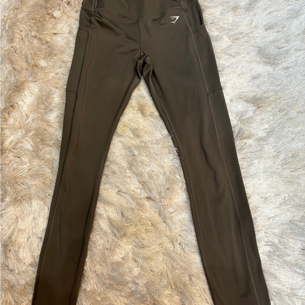 Brown gymshark leggings - Picture 2 of 5